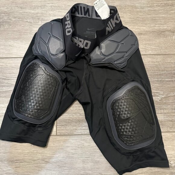 Nike Pro Hyperstrong Padded Shorts Football Girdle Black Sz Small - Picture 1 of 3